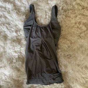 Lululemon workout top